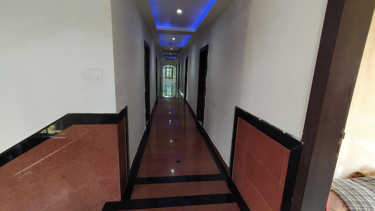 City Palace Hotel होटल सिटी पैलेस Nashik Exterior photo